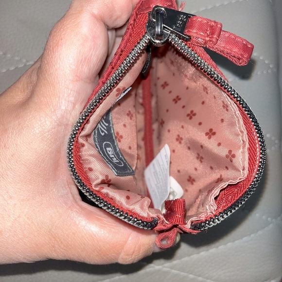 Lug Red Quilted Women's Zipper Pouch w/clear ID slot - Picture 3 of 4